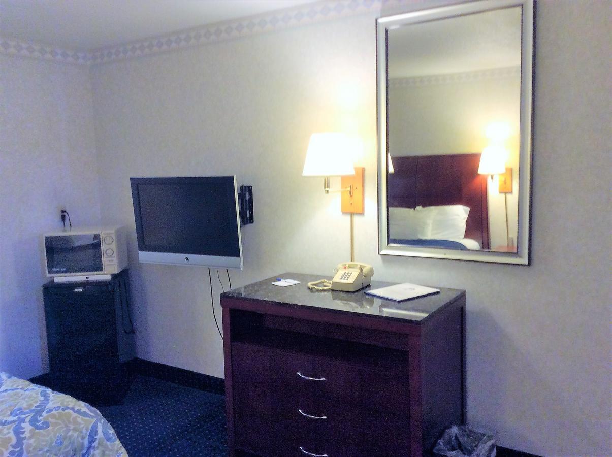 Americas Best Value Inn Of Decatur מראה חיצוני תמונה