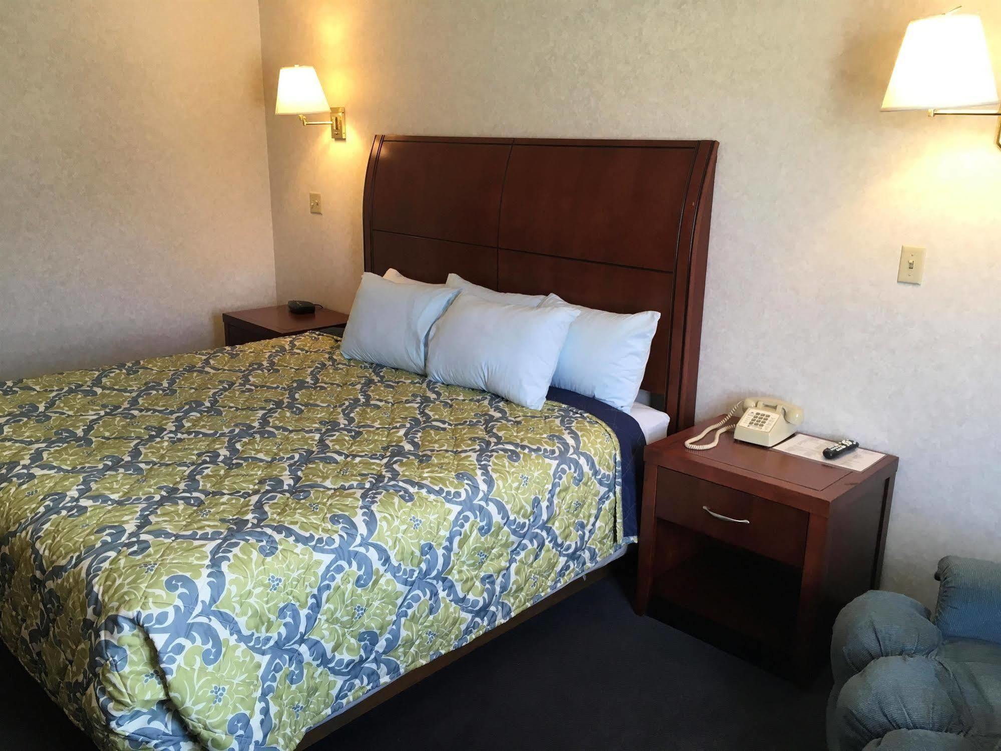 Americas Best Value Inn Of Decatur מראה חיצוני תמונה
